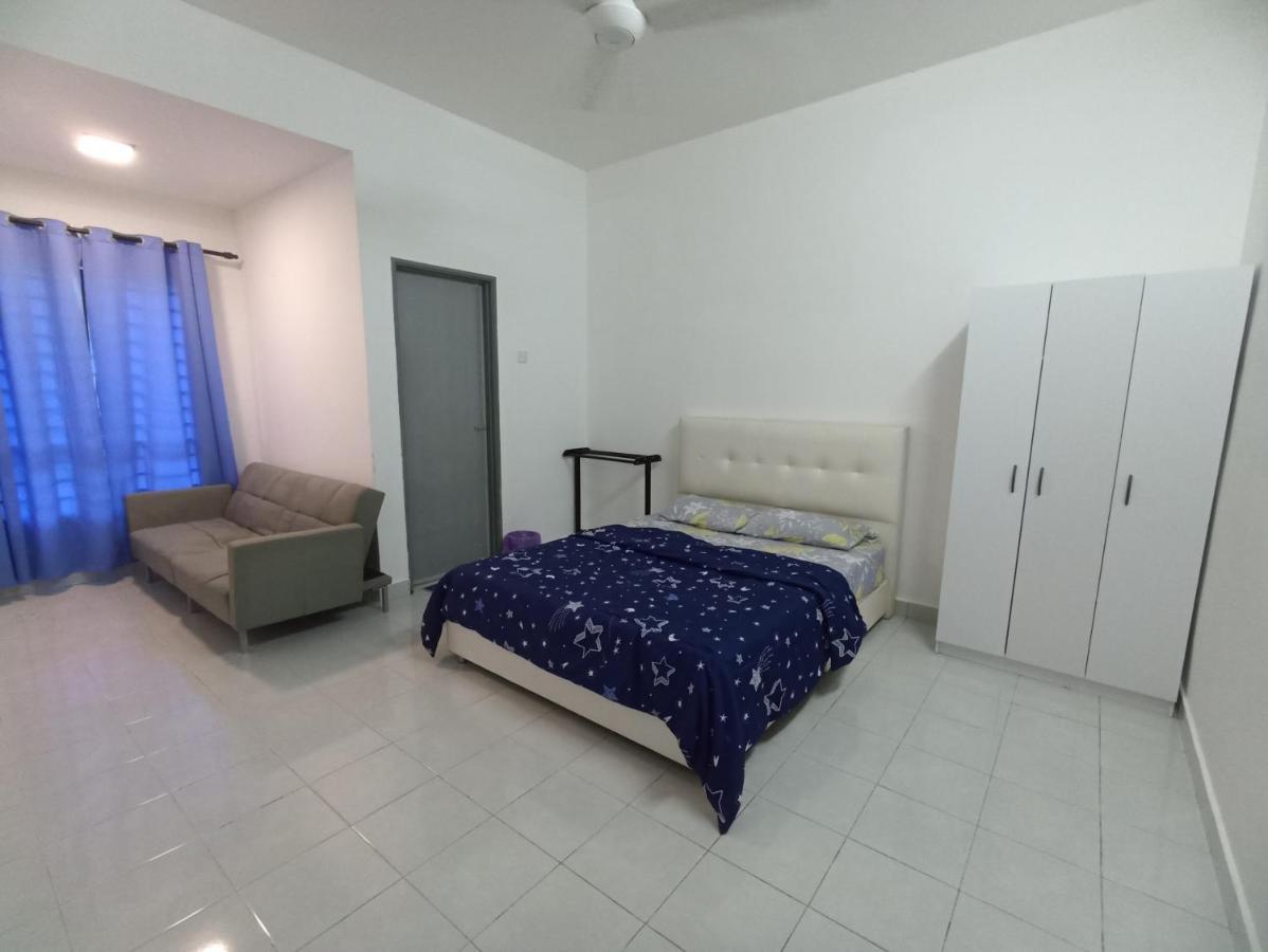 Aisya Homestay Bajet Karak Setia Екстер'єр фото
